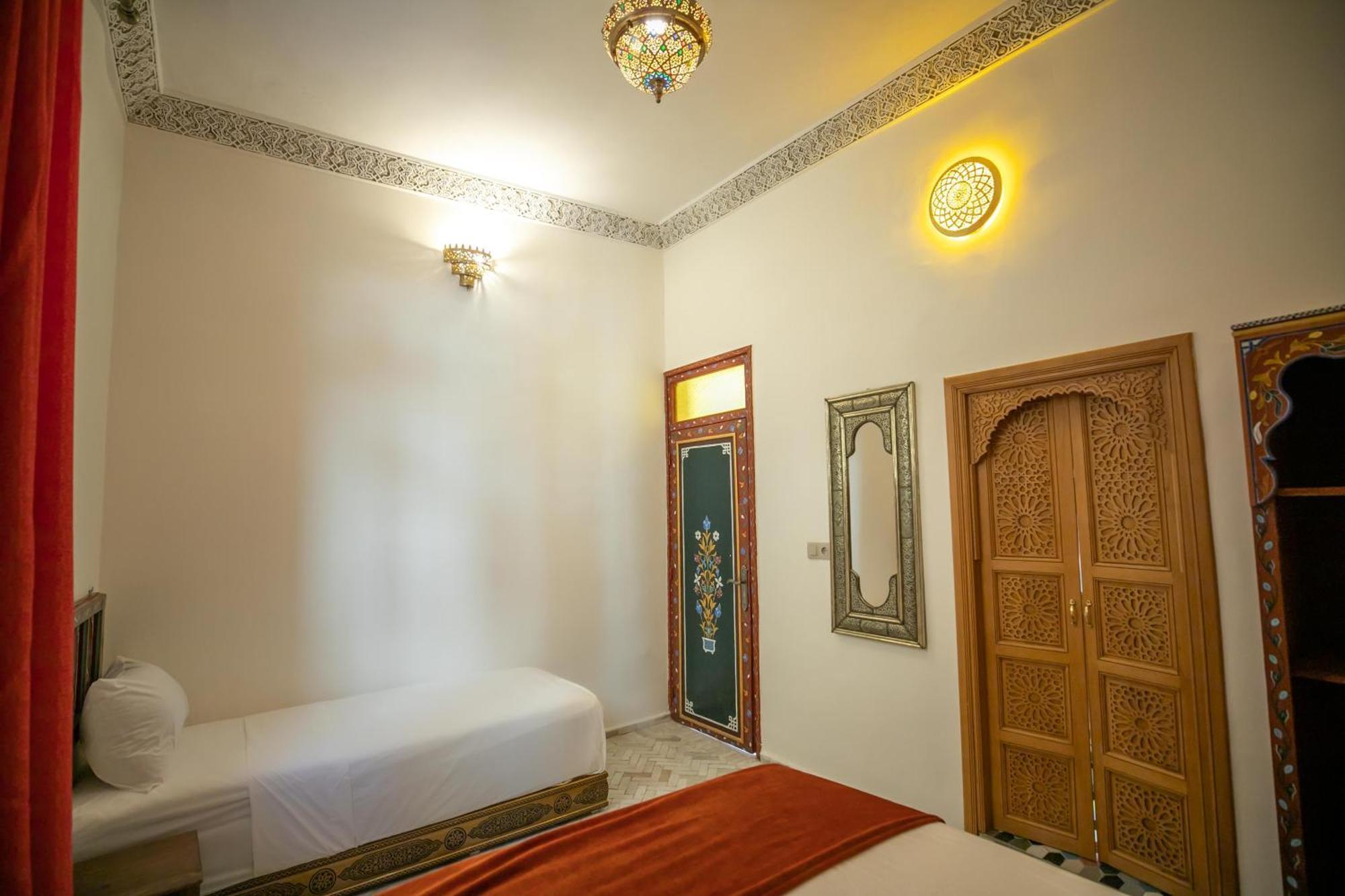 Hotel Dar Golden Ziat Fez Esterno foto